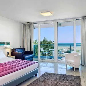 Mercure Artis Отель